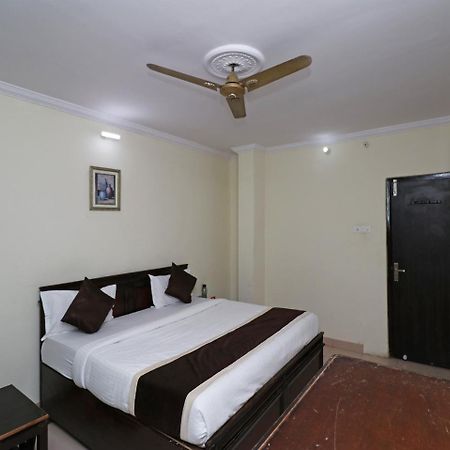 Oyo 23009 Hotel Maxx Lucknow Exterior photo